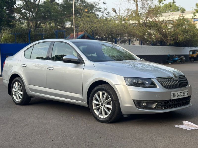 2015 ŠKODA OCTAVIA PETROL AUTOMATIC